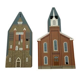 The Cat’s Meow Village 1996 Lot of 2 –Westtown Water Tower & Mother’s Day Church